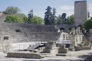 Arles guide theater