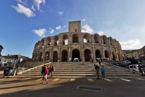 Arles guide arena