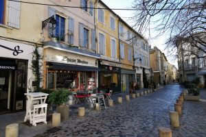 Arles guide - city tour